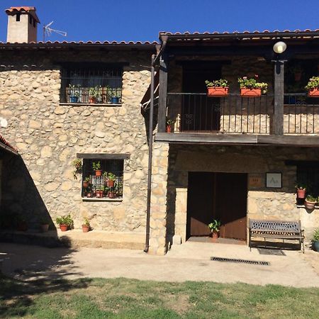 La Antigua Tahona Lägenhet Navaconcejo Exteriör bild