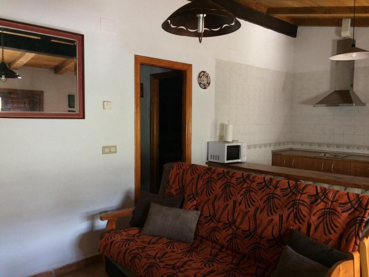 La Antigua Tahona Lägenhet Navaconcejo Exteriör bild